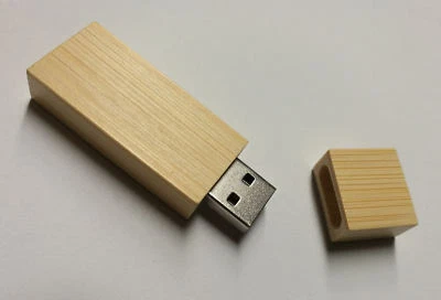 Holz USB Stick mit Wunsch Gravur personalisiertes Geschenk Echtholz