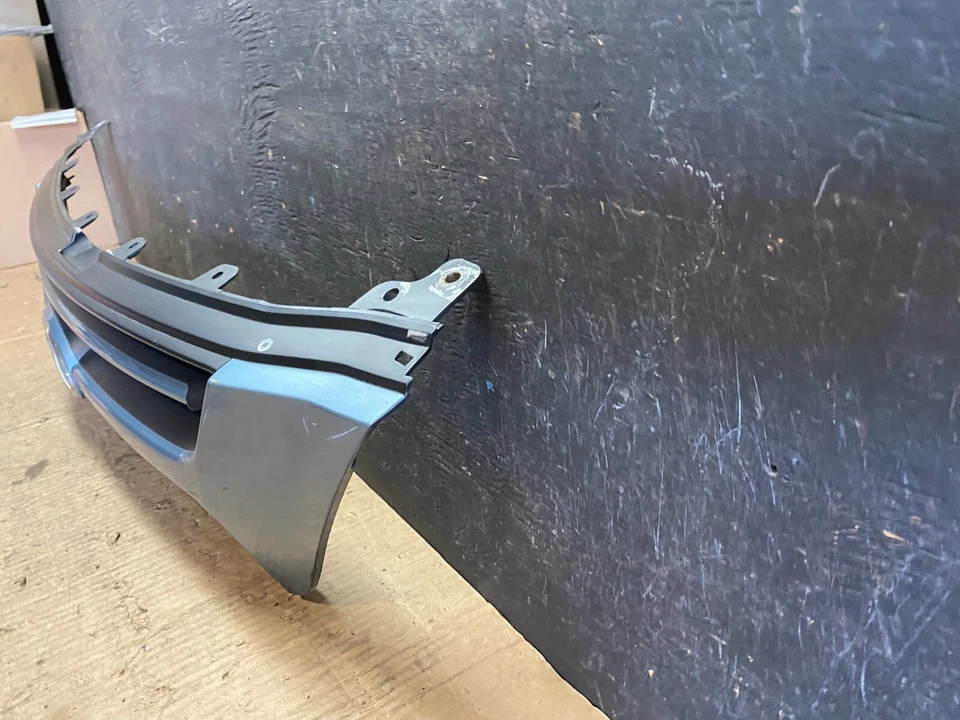 Решетка передняя верхняя для KIA Sedona 2006–2010 годов выпуска O6263 от оригинального производителя DG - Изображение 2 из 4