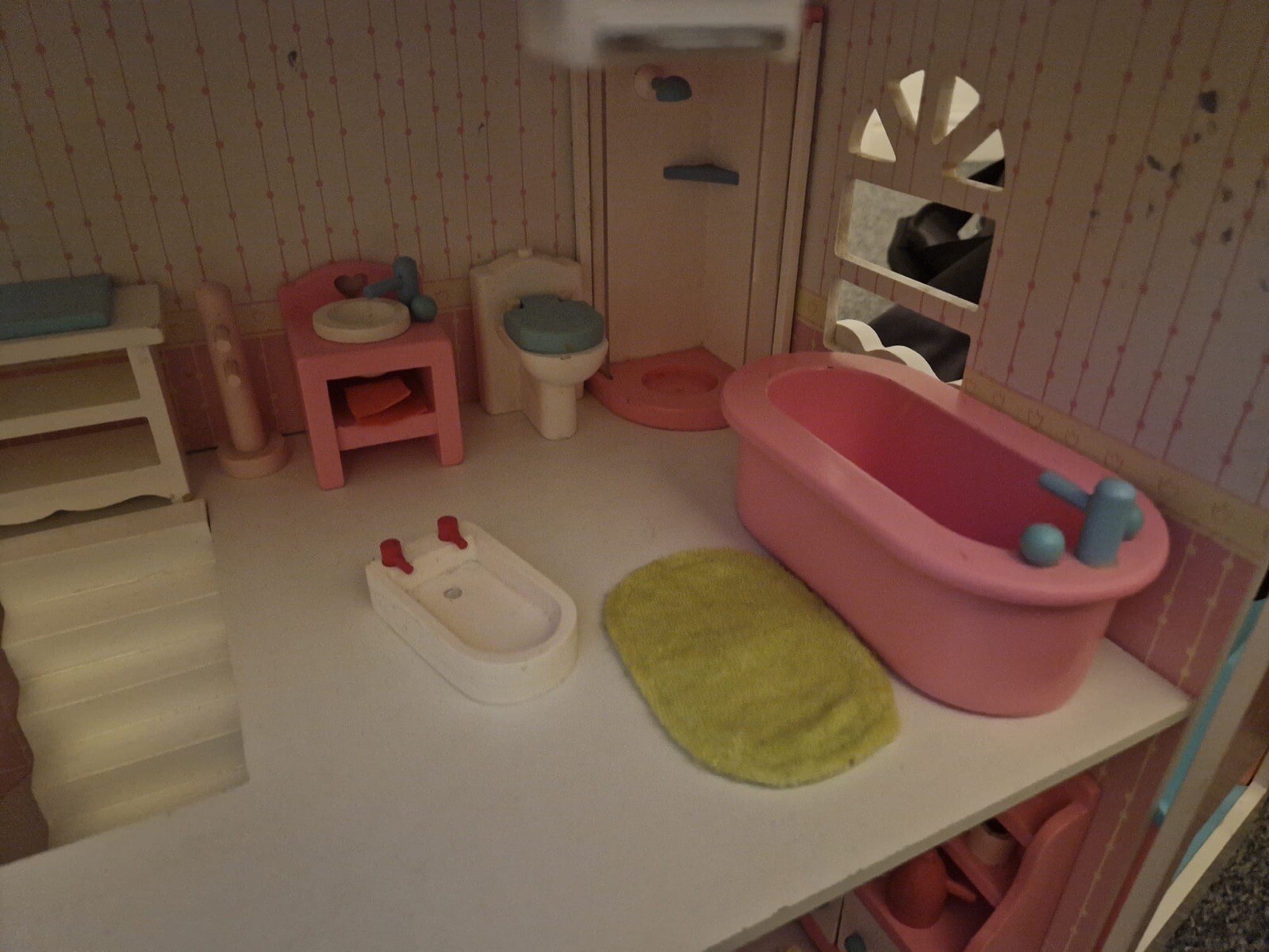 ELC Cute Rosebud Cottage Wooden Dolls House & furniture, Kids Xmas