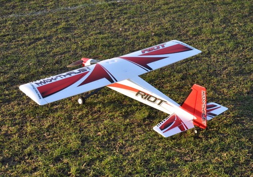 Max-Thrust Riot V2 (RED) Plug and Play Radio Controlled Model Sports Aeroplane - Picture 3 of 21