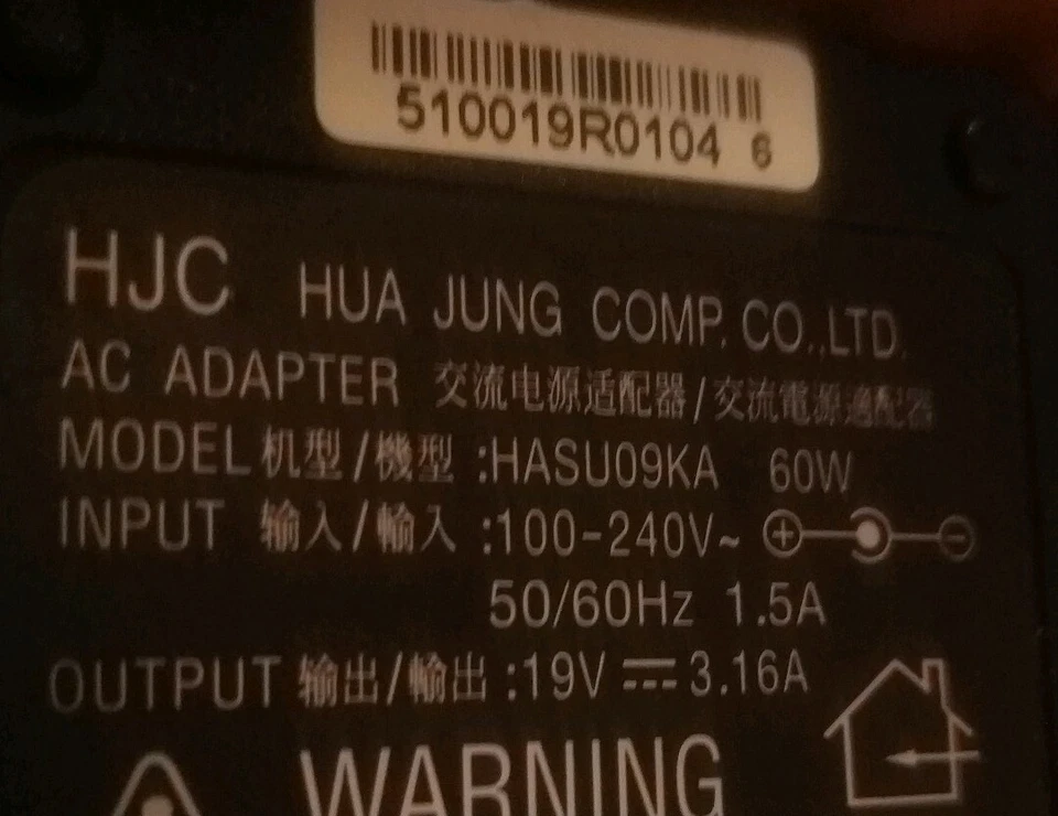 NEW Genuine HJC HASU05KA AC Adapter 19V 3.16A  Power Supply w/ Cord - Image 3 of 4