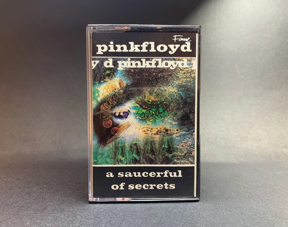 Pink Floyd A SAUCERFUL OF SECRETS Cassette TC-FA3163 **VG+/NEAR MINT CONDITION** - Image 3 of 4