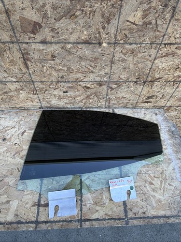Maserati Ghibli 2014-2022 Rear Left Door glass Photo - $180