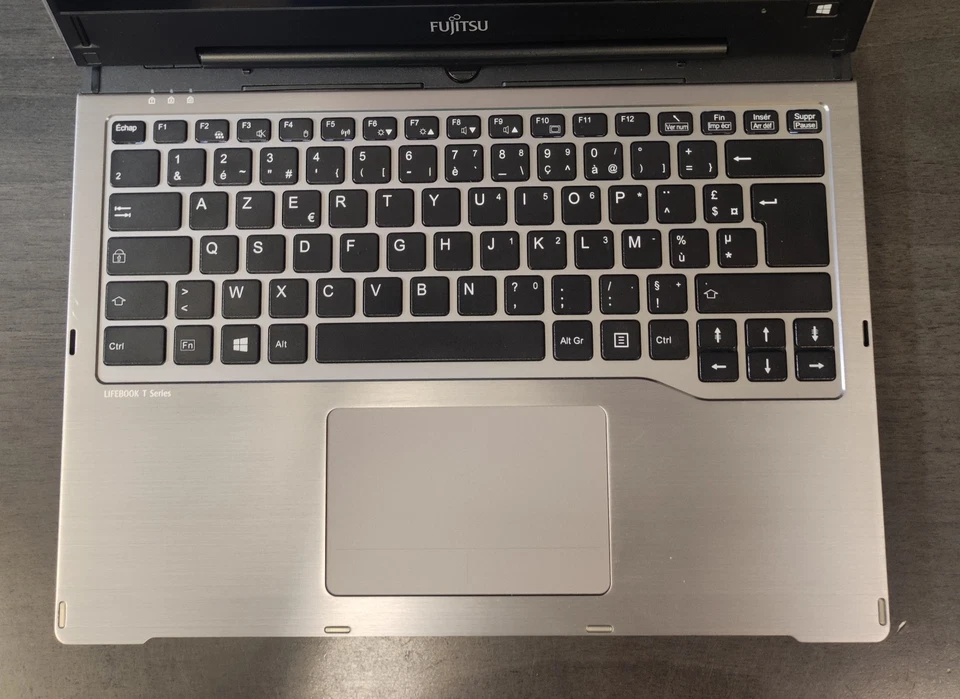 Fujitsu Lifebook T935 - écran tactile - Core i5- 5300u - 8 Go - 128 Go SSD - W10 - Photo 2/4