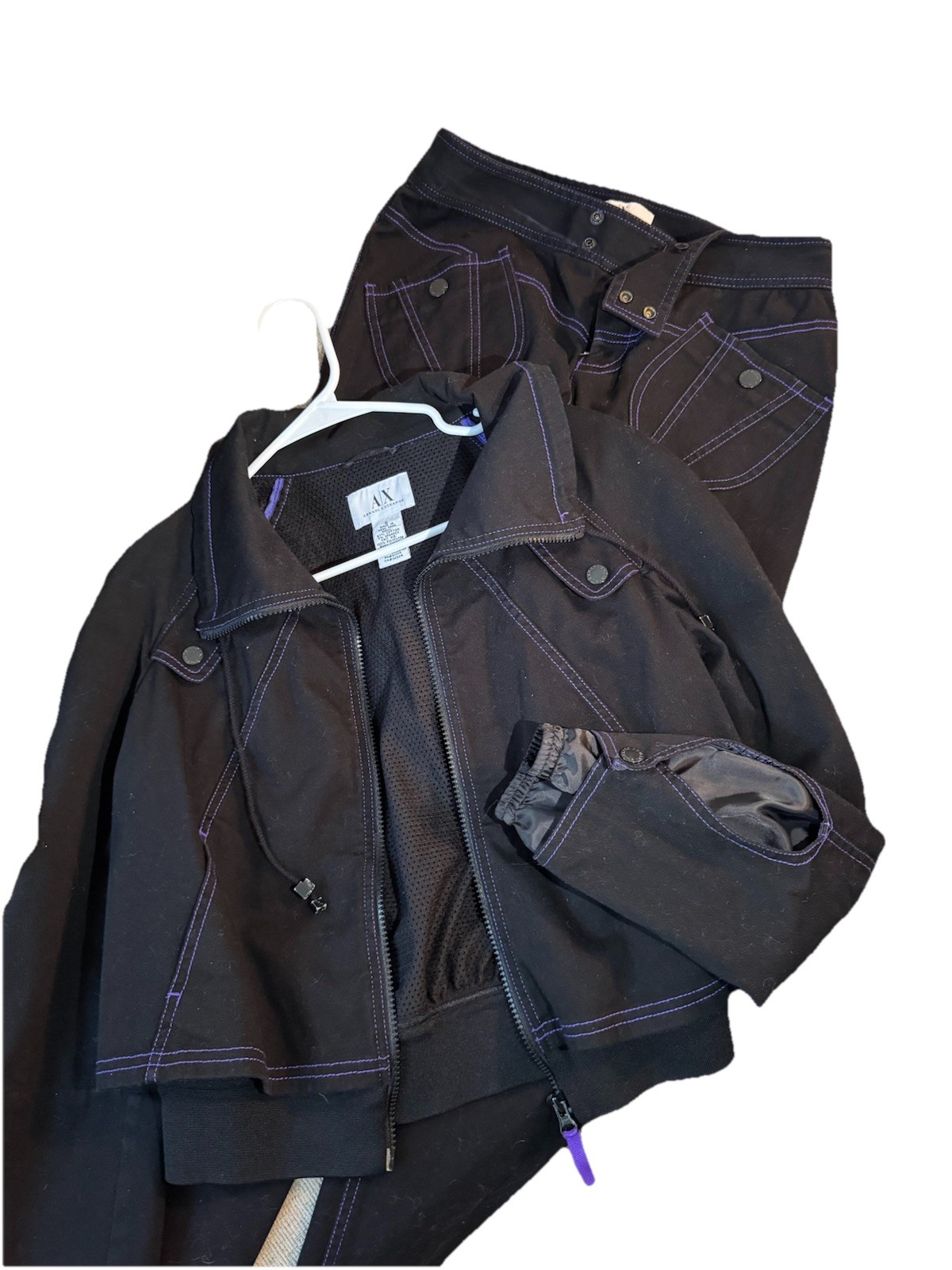 Rare Pre-Owned Armani Exchange Women’s Black Jacket & Pants Set