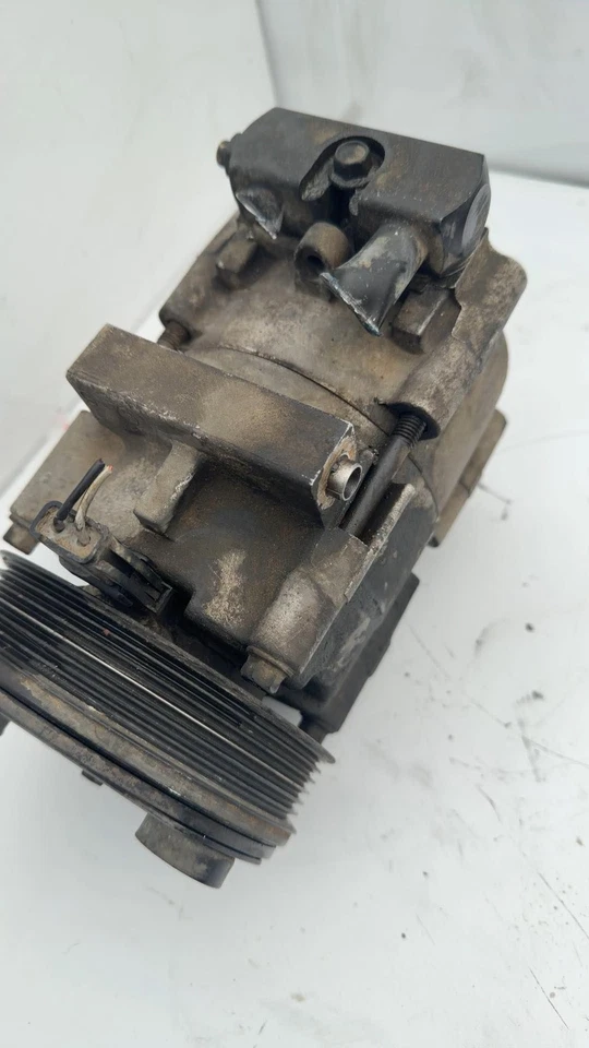 1997-2006 Ford FORD PICKUP F150 A/c Air Compressor - Image 2 of 4