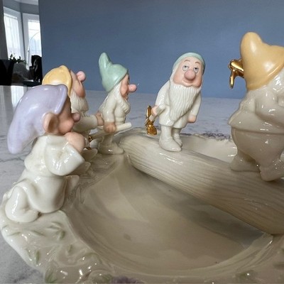 Lenox Disney Heigh - Ho Candy Dish Fine China Seven 7 Dwarfs in