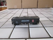 bachmann READING hopper car with load HO scale  /