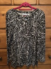 Susan Graver Liquid Knit Sz Large Printed Keyhole Tunic w/ Embellishment 