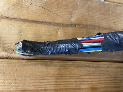 13-16 TOYOTA RAV4 USED ENGINE COMPARTEMENT WIRING HARNESS 82111
