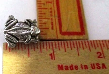 frog pin vintage collectible biker vest hat amphibian pinback "ribbet"-small