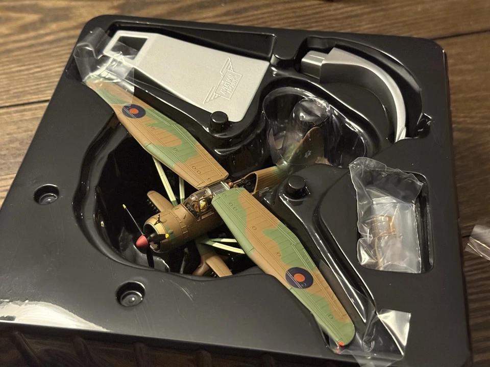 RARE 1:72 SCALE DIECAST CORGI WESTLAND LYSANDER Mk.II, No.13, 1939 AA36805 NIB - Image 2 of 4