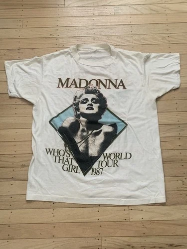 MADONNA WHO'S THAT GIRL World Tour T Shirt Size Larg Vintage vintage concert t-shirt, vintage, size L, single stitch, B+ condition