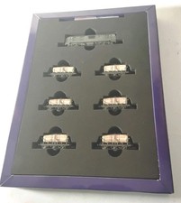 Dapol 2D-012-006 Club special Class 22 Locomotive with 6 Milk Tanks Weathered