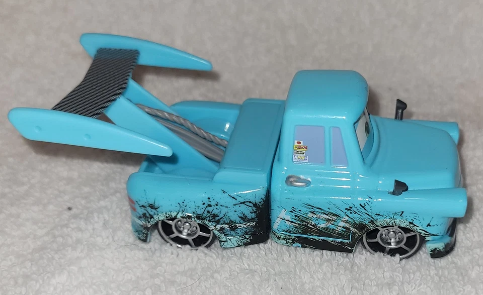 Disney Pixar Cars - Tokyo Mater with Oil Stains Spoiler Diecast MINT-CONDITION ! - Image 3 of 4