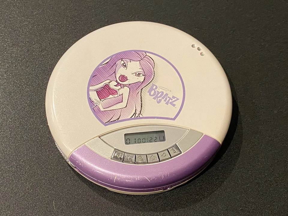 Bratz Vintage Compact Disc CD Player getestet funktioniert Charli Xcx Y2K Vintage 2005