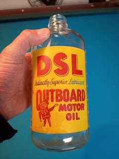 Vtg Davis Howland DSL Outboard Motor Oil Glass Quart Bottle & Rochester NY