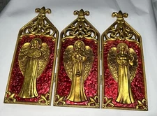 Cathedral Style Tri-fold Decoration Religious Screen Art Scene Angels Gold & Red