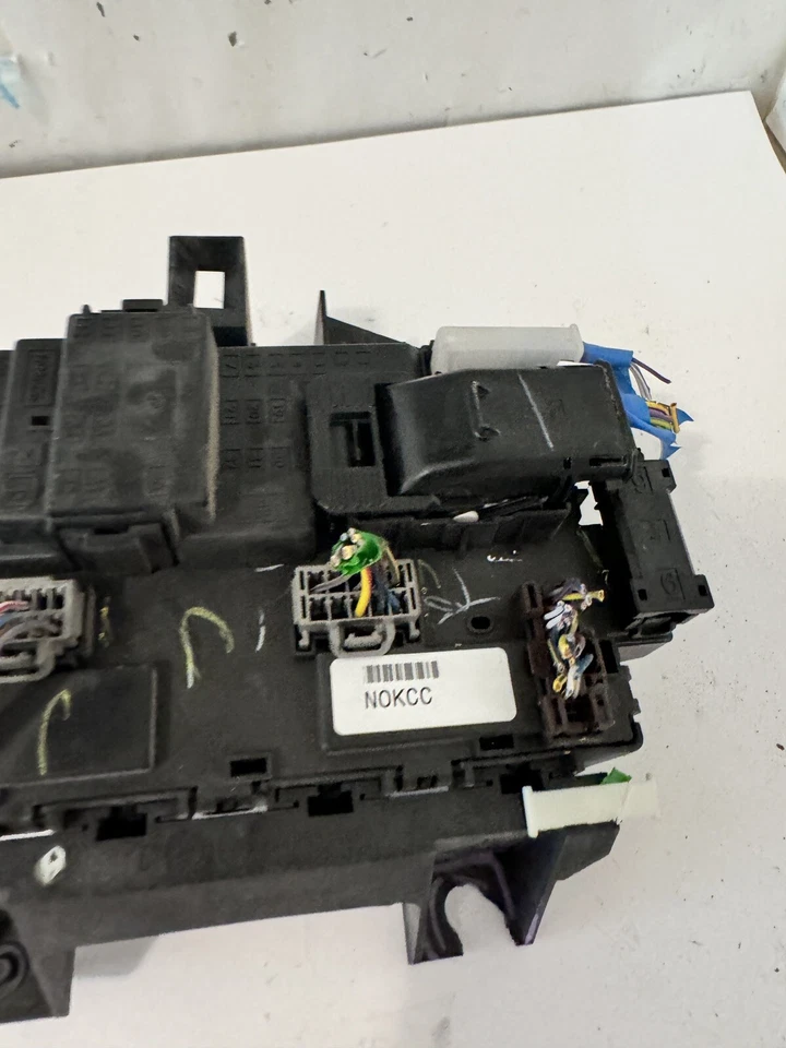 Ford F150 2013 caja de fusibles multifunción relé potencia OEM DC3T-14B476CA Foto 2 de 4