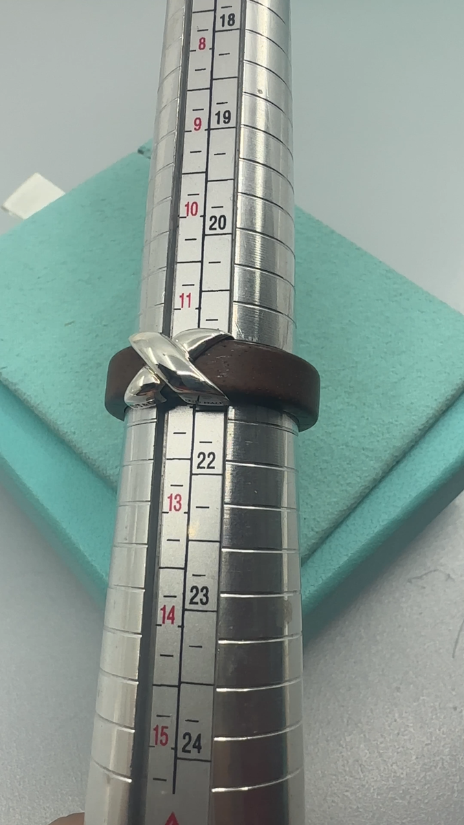 Tiffany & Co. 925 Silver + Wood Signature X Kiss Ring Sz. US 12