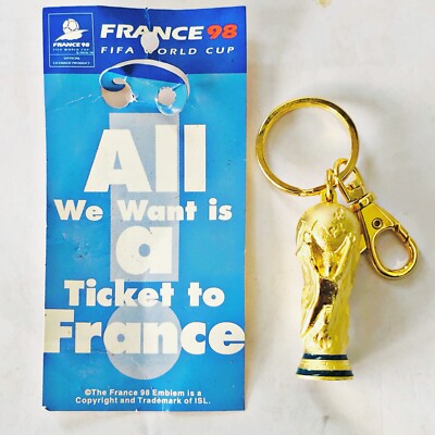 1998 FIFA WORLD CUP Vtg Gold Trophy Keychain FRANCE 98 Soccer