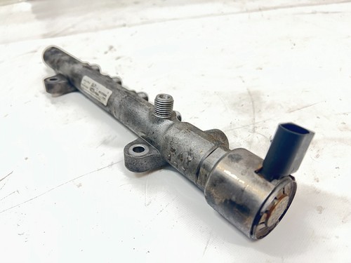 Mercedes W212 E200CDI Hochdruck Verteiler Verteilerrohr  6510700495 Delphi