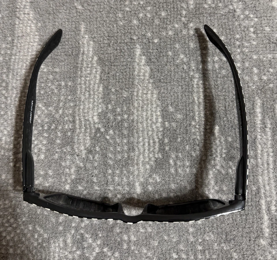 Checkered Sunglasses Black White Retro Italy Design Unisex Vintage Style - Image 4 of 4