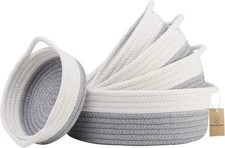 NaturalCozy 5-Piece Round Small Woven Baskets Set– Off White & Gray 