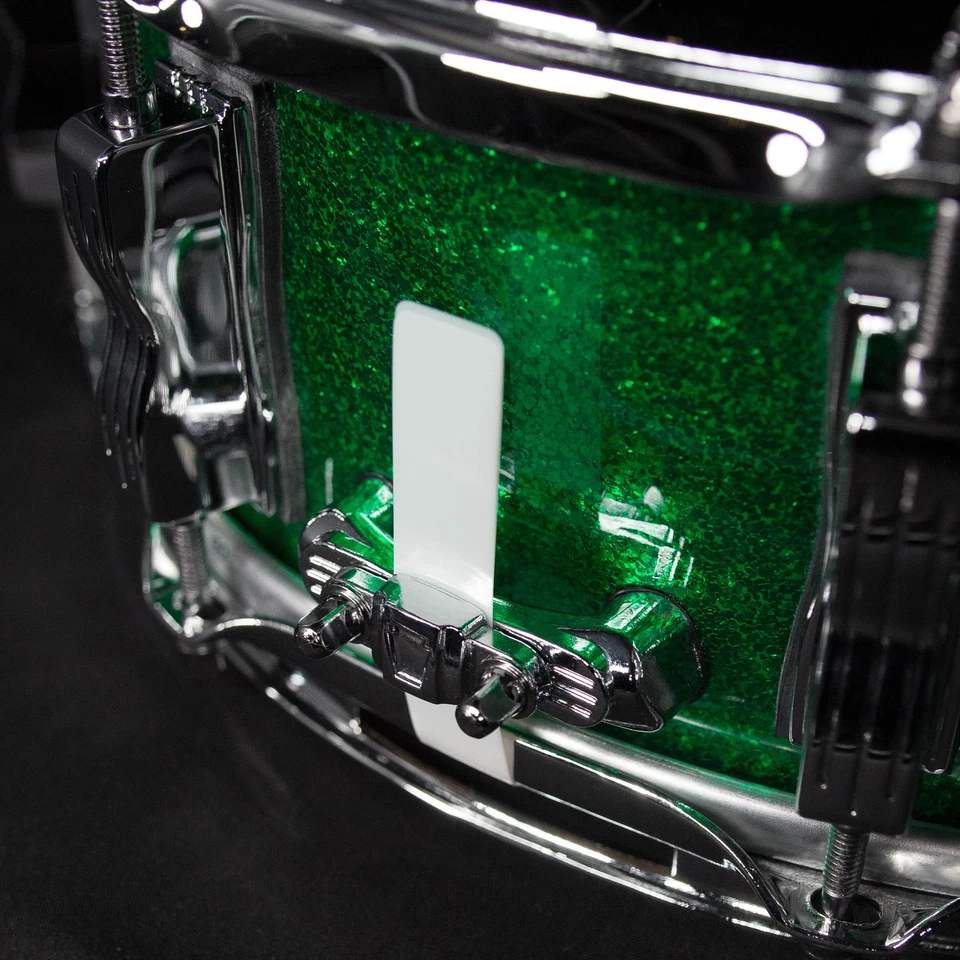 Ludwig 5" x 14" Classic Maple Snare Drum, Green Sparkle - Image 4 of 4