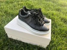 Alexander Mcqueen oversized Sneaker Black White sole size 6 womens.