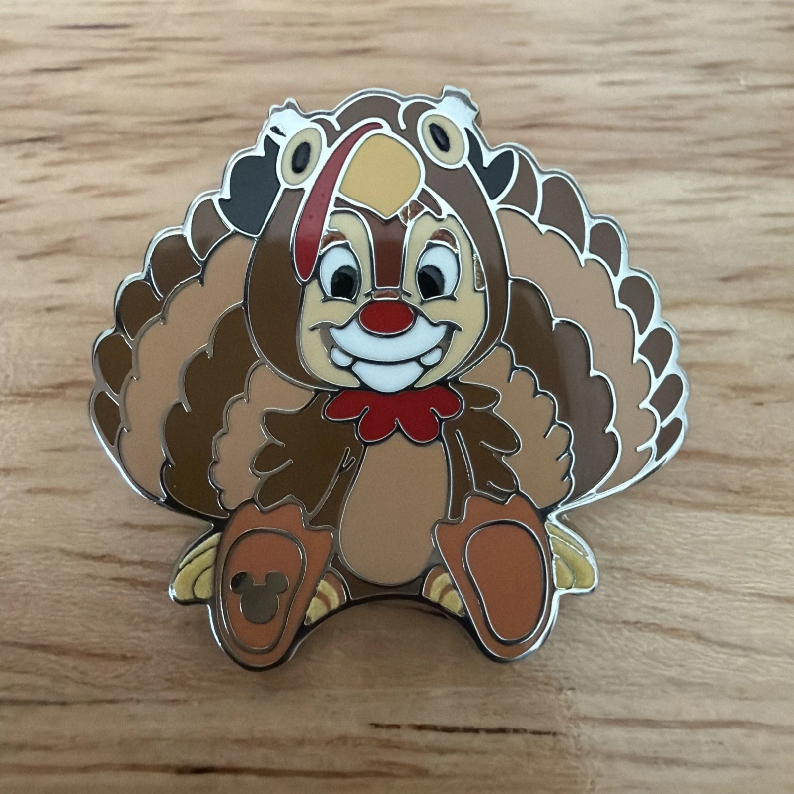 Hidden Mickey Disney Pin - 2026 Disneyland - Dale Holiday - Thanksgiving