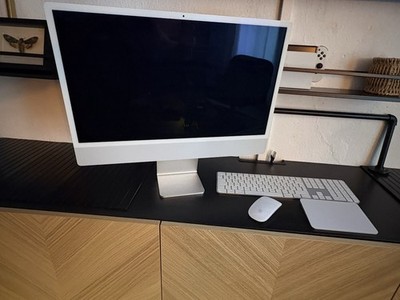 Apple IMac 24  M1 4,5K Retina Display Magic Keyboard /Mouse/Trackpad