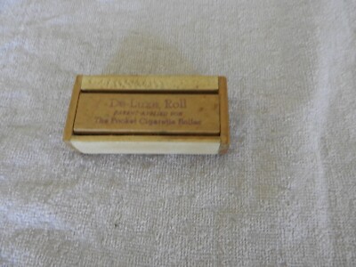 Vintage Tobacco Pocket Cigarette Roller - De-Luxe Roll - Wood