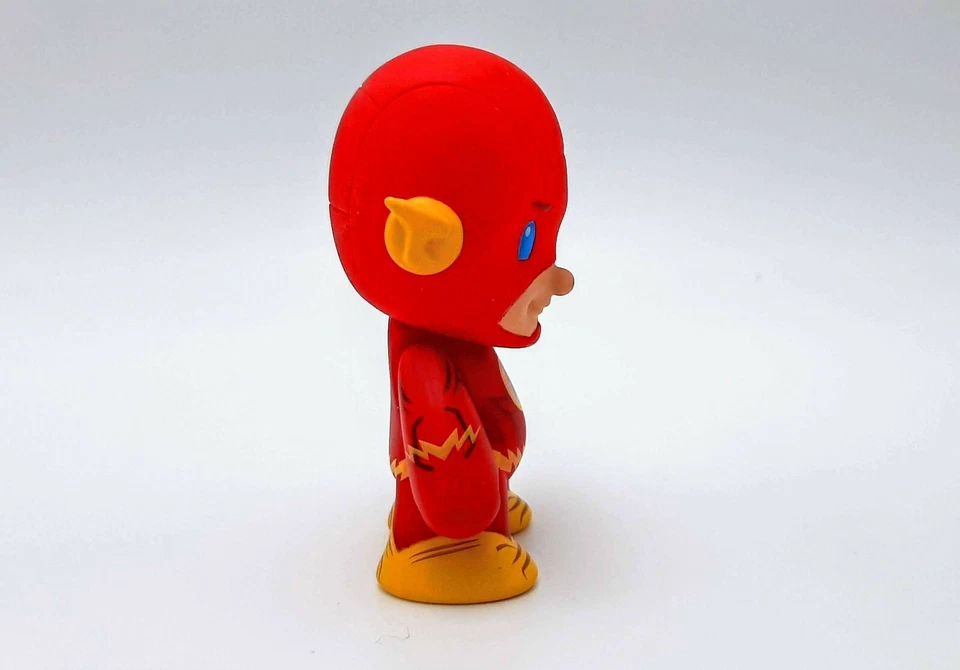 LNIOB 2015 Kidrobot DC Universe Mini Series Flash 2/20 3" Vinyl Figure - Image 3 of 4