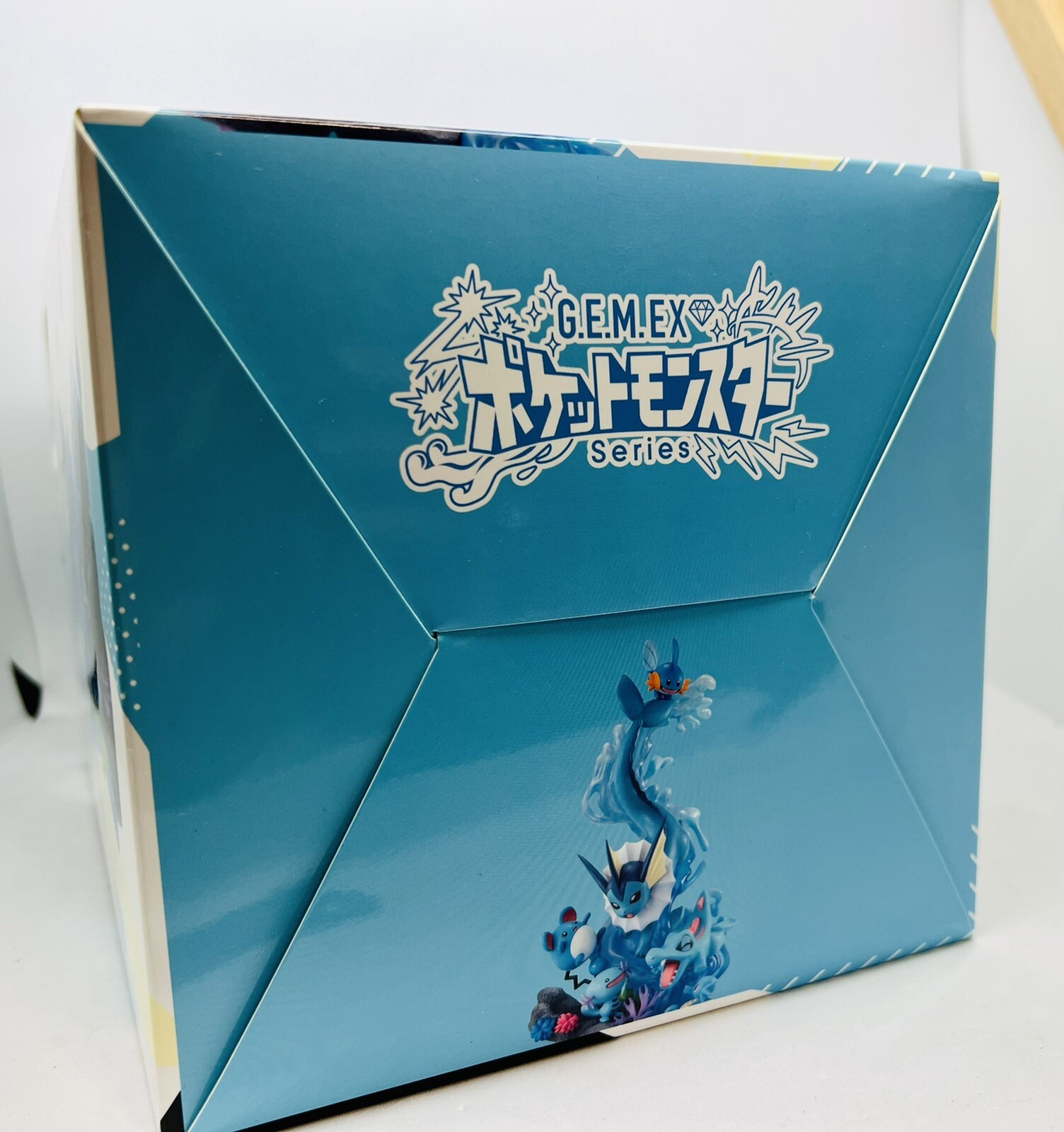 Megahouse mh gem tipo água pokemon vaporeon horsea marill mudkip