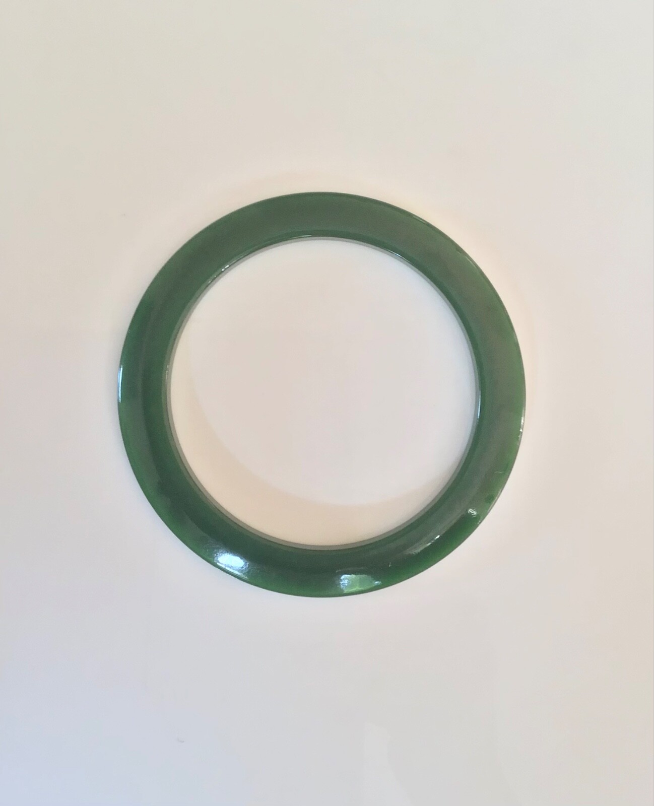 Vintage Solid Spinach Green Bakelite Bangle Brace… - image 3