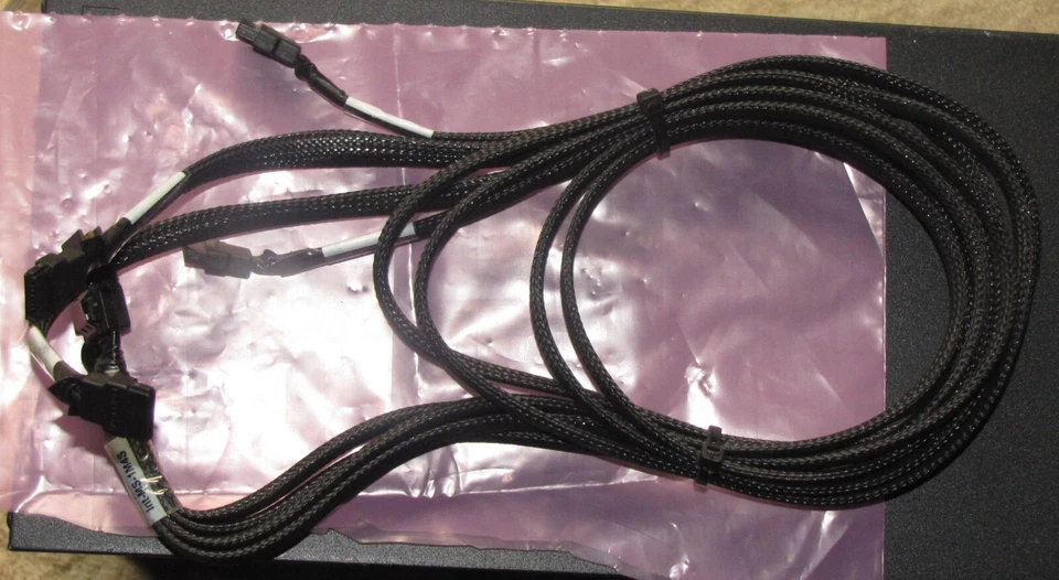 HighPoint RocketRAID 3510 IOP 4 Channel SATA II 3Gb/s PCI-E RAID Controller Card - Image 3 of 4