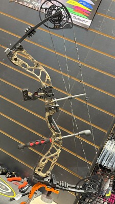 Bowtech Amplify Mossy Oak Break-Up LH 21-30'' 70#