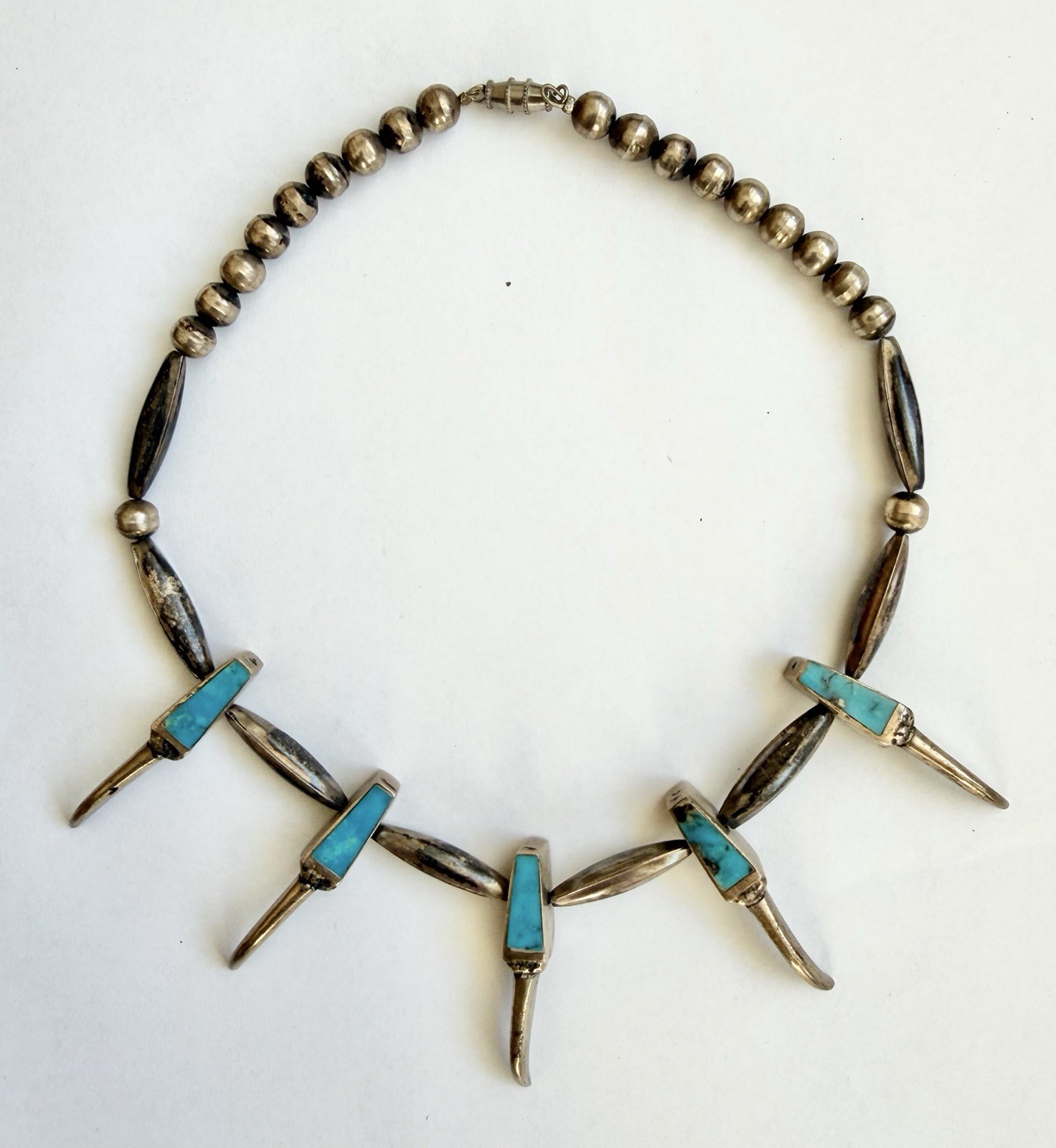 Vintage Navajo Bear Claw Necklace Sterling Silver Beads & Turquoise 16