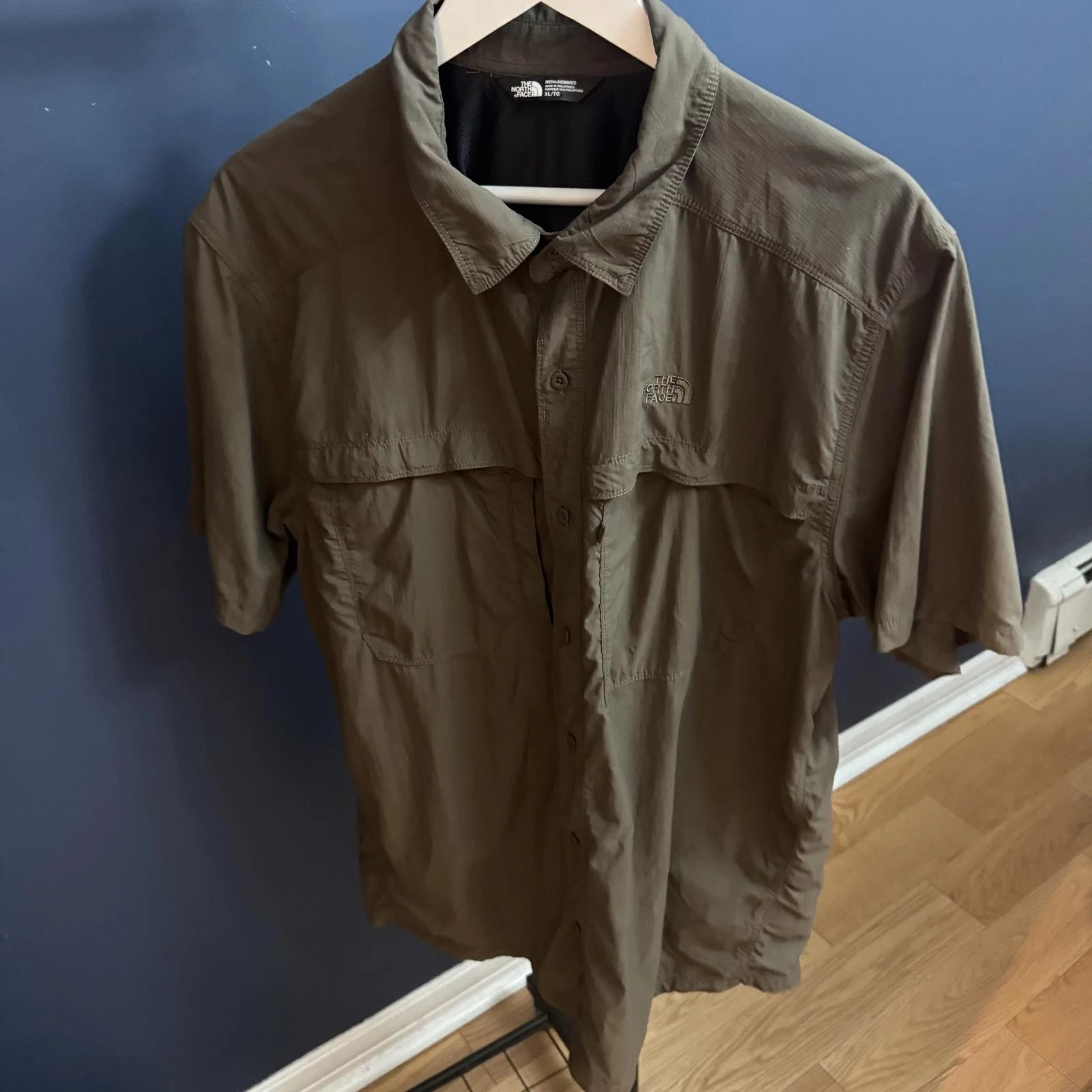 The North Face Nylon Men’s XL Forest Green Short Sleeve Hiking Fishing Shirt
