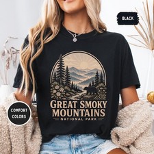 Vintage Great Smoky Mountains National Park Bear Hiking Graphic Tee Unisex Cotto