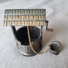 1976 Vintage Durham Industries Metal Miniature Dollhouse Bucket in Wishing Well