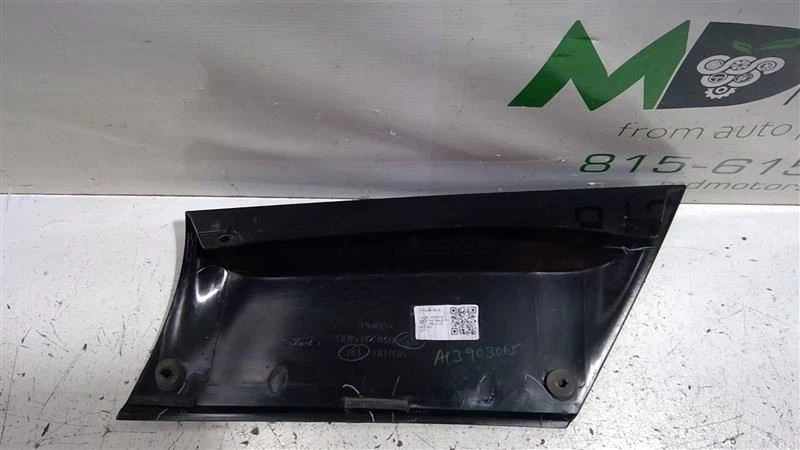 2018-2021 FORD ECOSPORT MOLDURA TRASEIRA DIREITA QUARTO PILAR FABRICANTE DE EQUIPAMENTO ORIGINAL GN15-N29148-AEW - Imagem 3 de 4