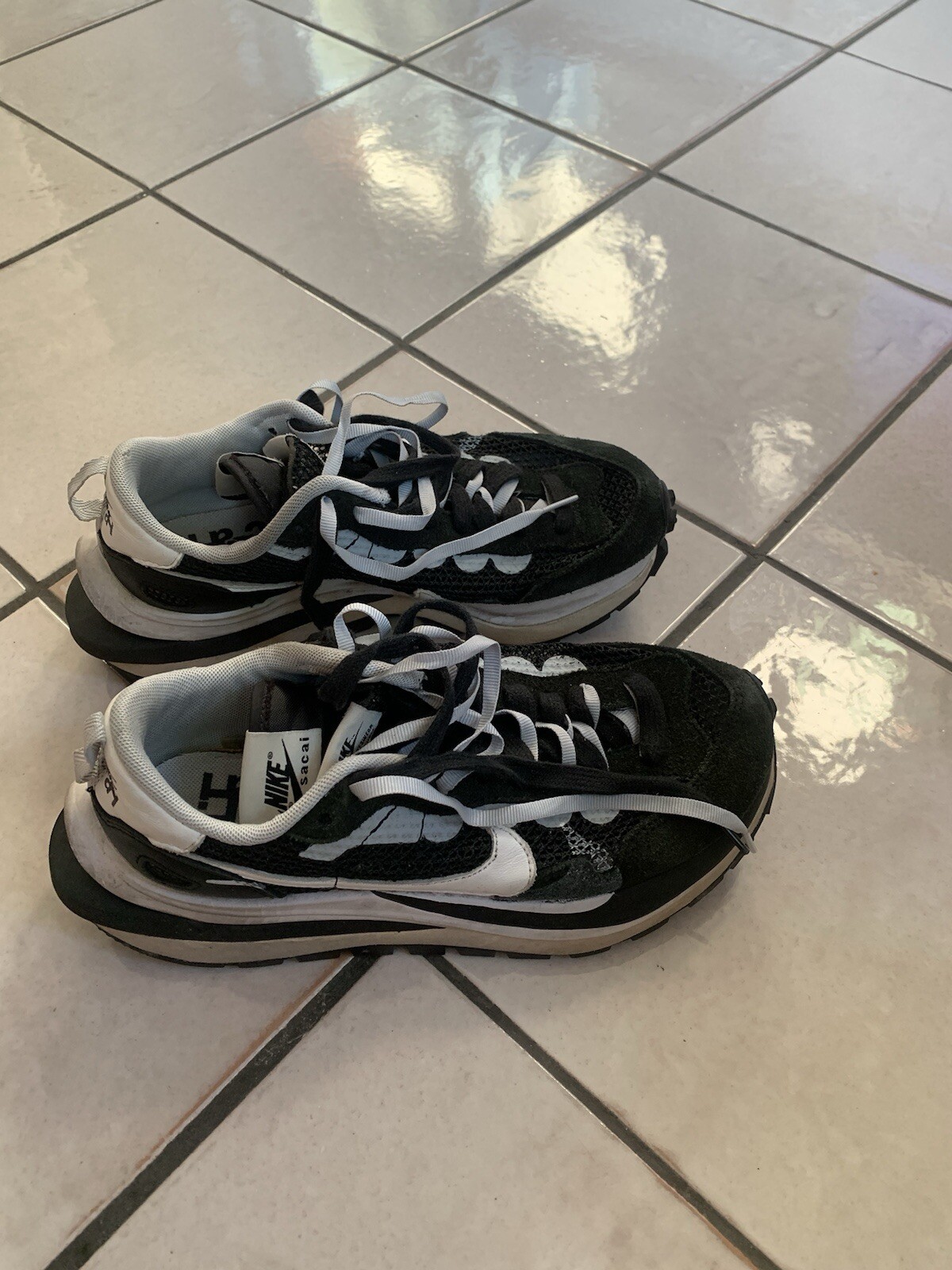 SACAI X NIKE Nike Sacai x VaporWaffle Black & White UK5