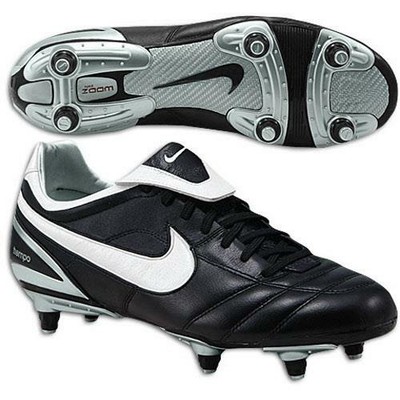 nike tiempo zoom air