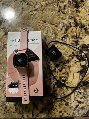 Mint Fitbit Versa Activity Tracker Petal/Copper Rose