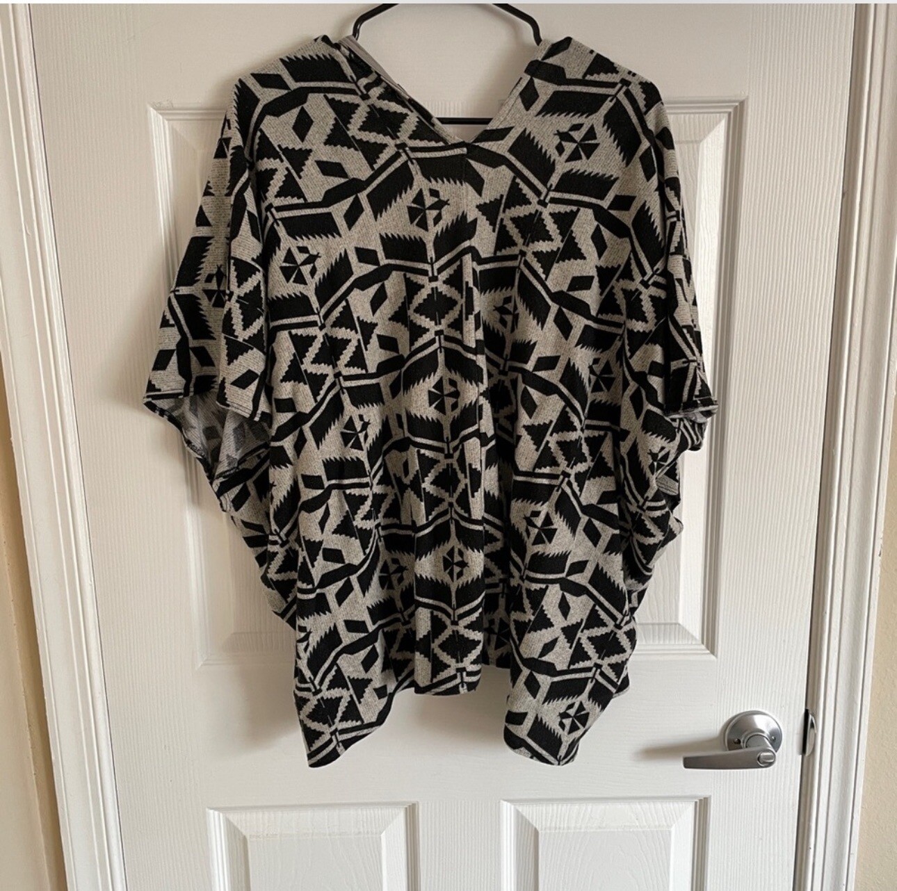 Black and Light Gray Aztec Patterned Cardigan - image 2