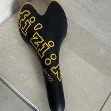 Sella Fi' Zi: K Pavé Design By Giro Nero Giallo Retrò Fizik Vintage Nuova 