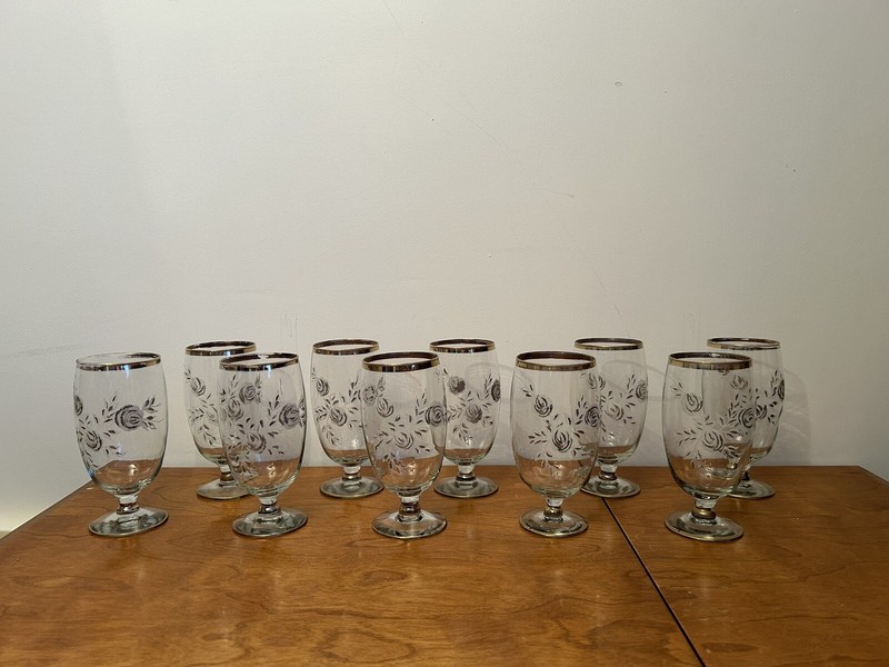VINTAGE ROSE  STEMWARE SET OF 10 ROSES GLASSES GOBLETS RARE