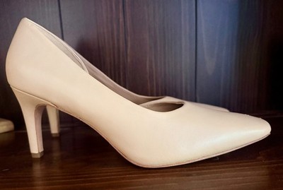 VINCE | Nude Tiana Point Vince  Women s 9.5M